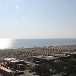 فندق Dante Family 4*