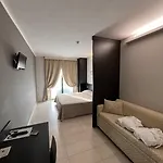 Dante Family فندق تّشيرفييا
