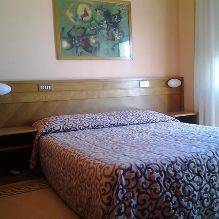 Szálloda Dante Family