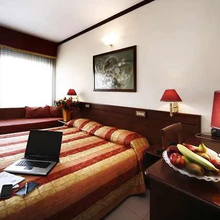 Szálloda Dante Family 4*