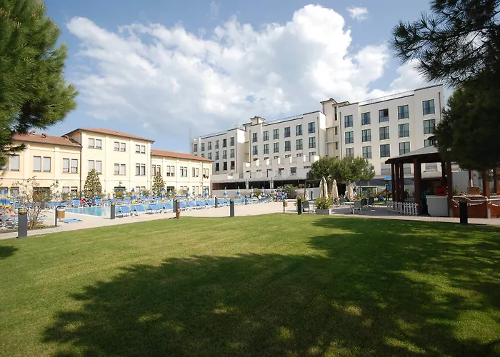 Hotel Dante Family Spa Resort Hotel 4*