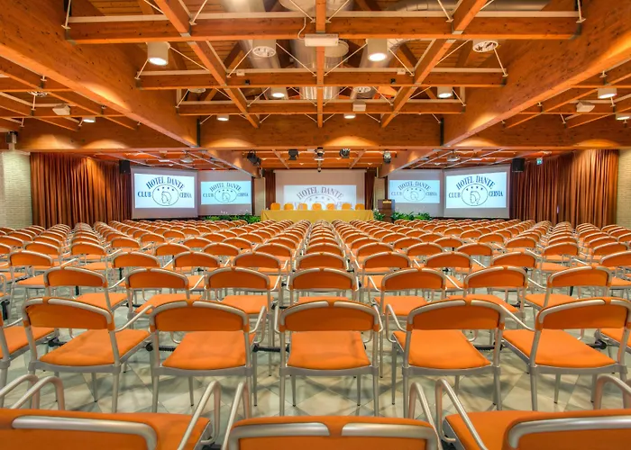 Hotel Dante Family 4*