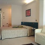 Hotel Dante Family