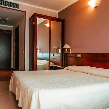 Dante Family ホテル