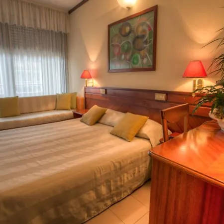 Hotel Dante Family 4*