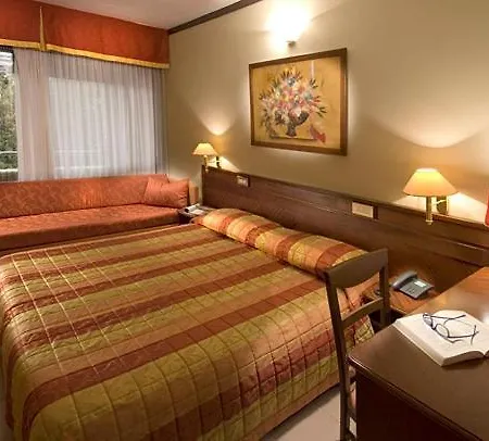 Dante Family ホテル 4*