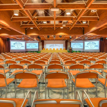 ホテル Dante Family 4*