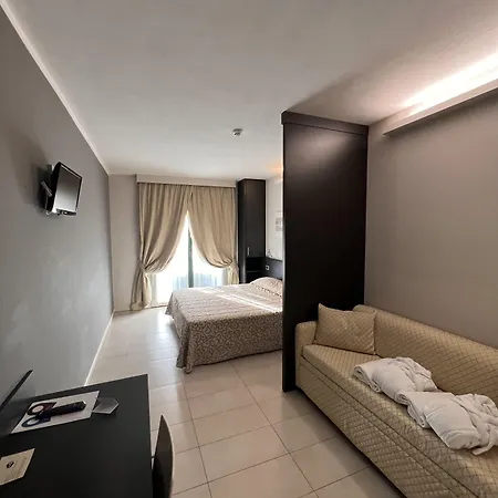 Dante Family ホテル チェルヴィア