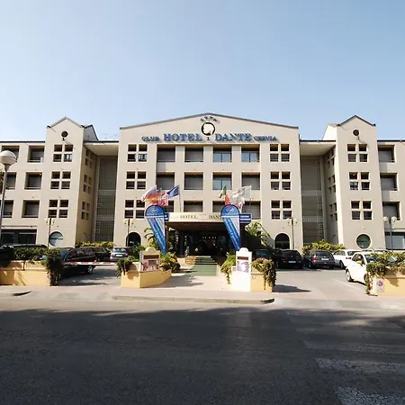 ホテル Dante Family 4*