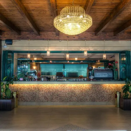 Dante Family 4* 체르비아