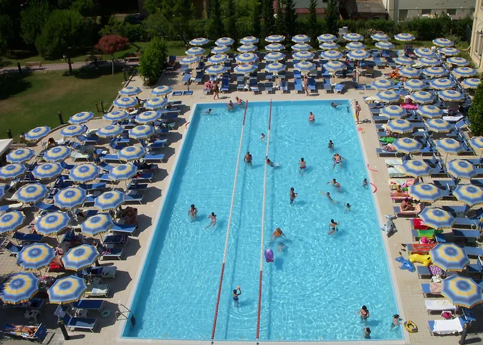 Dante Family Hotel 4*