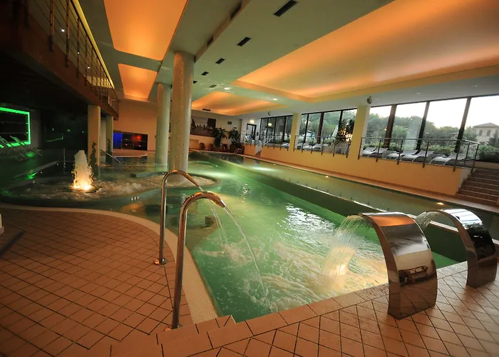 Hotel Dante Family