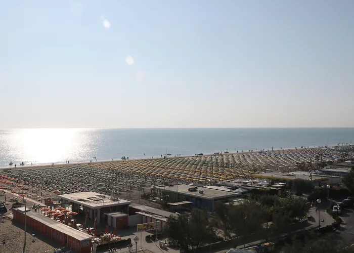 Hotel Dante Family 4*